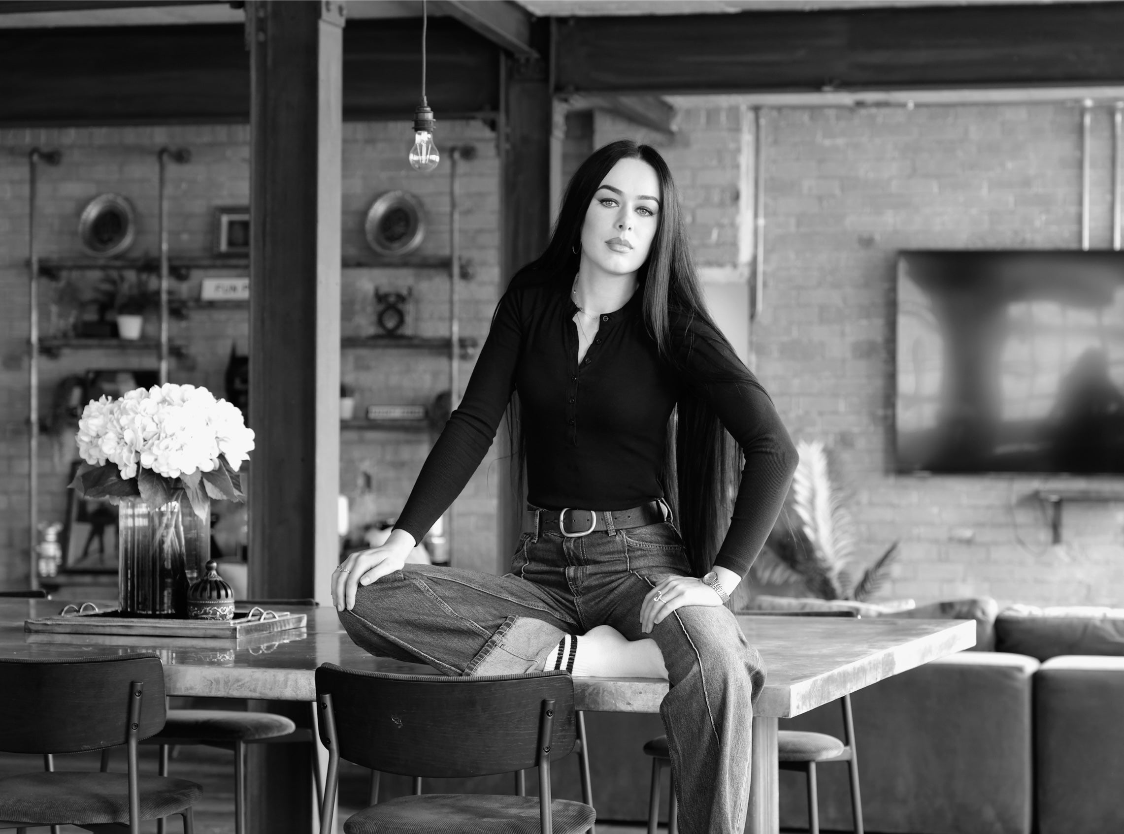 Chesca Deans, co-founder and Creative Director - Kimesca, the British modestwear brand. Redefining modesty and inspired by the modern modest woman. Explore the luxury modest gowns bridged by high-fashion and cultural heritage.