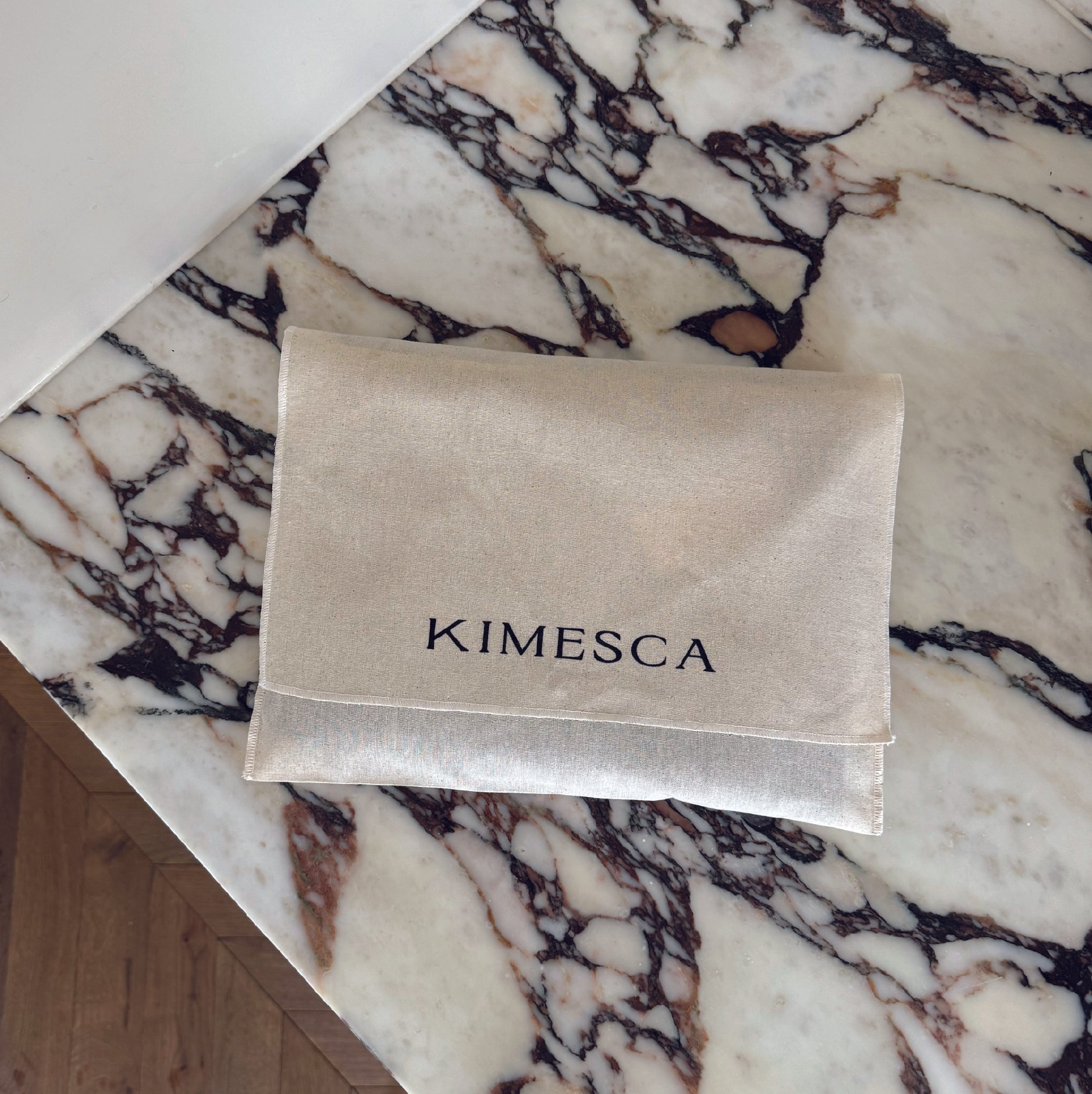 Khadijah Mellah Wears Kimesca at the Dubai World Cup